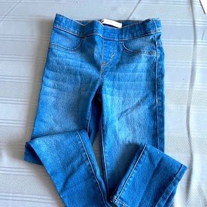 Levi Pull on Jeggings size 7 girls